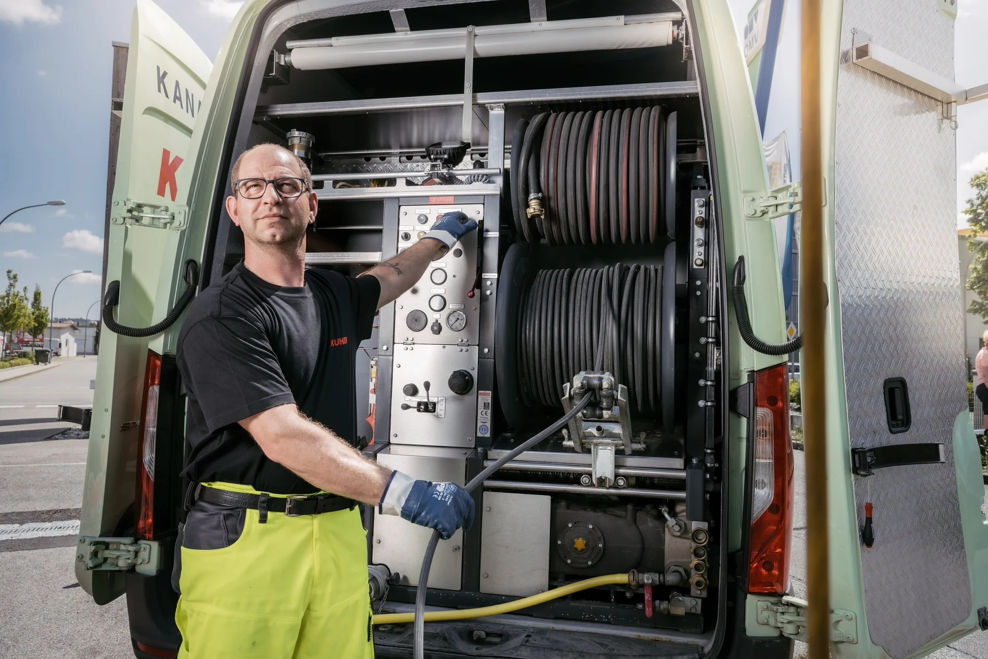 Leistungen für Kanalreinigung und Rohrreinigung in Mantel